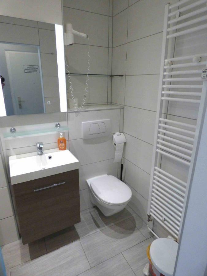 Komfort Ferienwohnungen Zwenkauer See Bagian luar foto