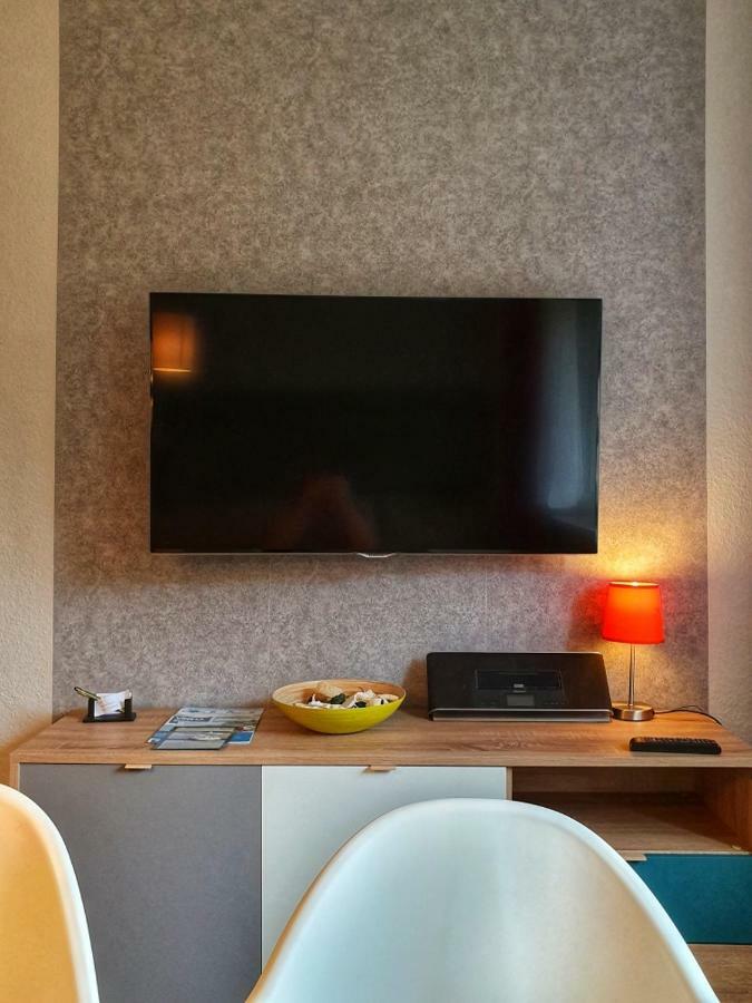Komfort Ferienwohnungen Zwenkauer See Bagian luar foto