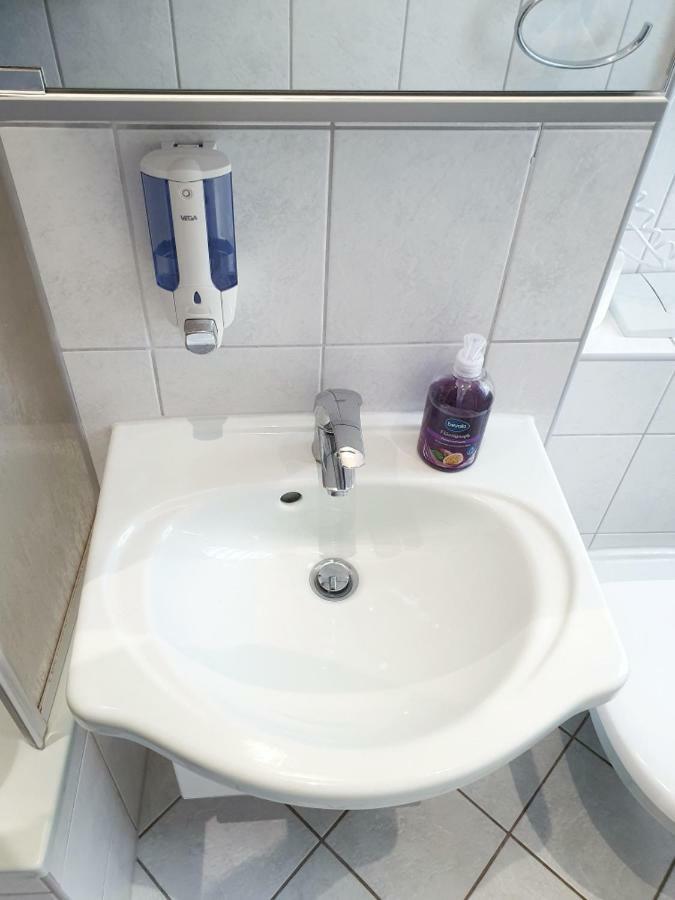 Komfort Ferienwohnungen Zwenkauer See Bagian luar foto