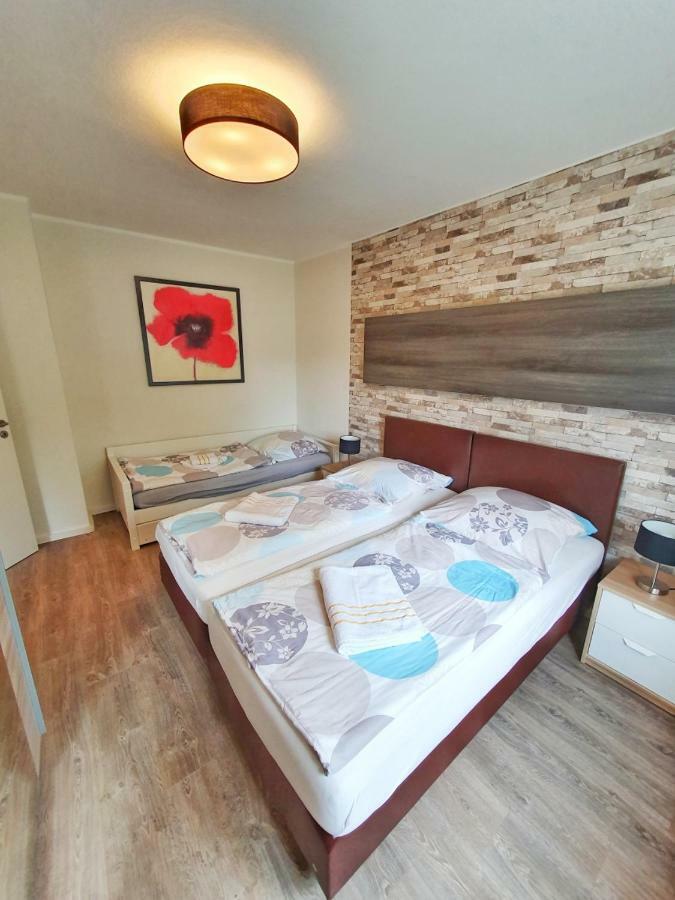 Komfort Ferienwohnungen Zwenkauer See Bagian luar foto